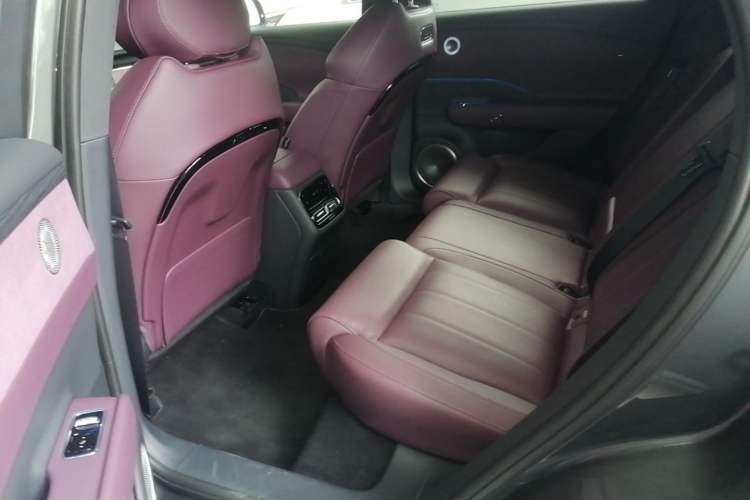 Used VOYAH FREE 2025 Model FREE+ Four-Wheel-Drive Qiankun Edition Left Rear Seat