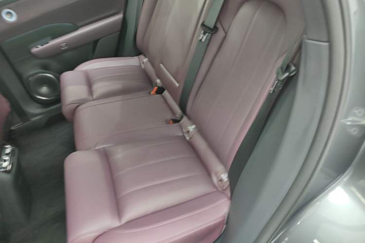 Used VOYAH FREE 2025 Model FREE+ Rear-Drive Qiankun Edition Left Rear Seat