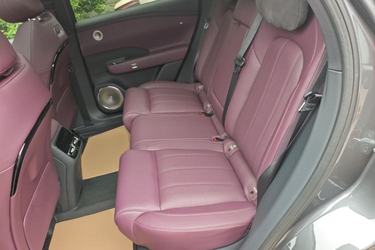 Used VOYAH FREE 2025 Model FREE+ Four-Wheel-Drive Qiankun Edition Left Rear Seat