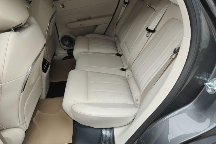Used VOYAH FREE 2025 Model FREE+ Four-Wheel-Drive Qiankun Edition Left Rear Seat
