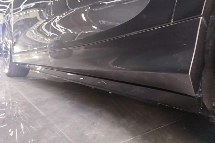 Used VOYAH FREE 2025 Model FREE+ Four-Wheel-Drive Qiankun Edition Left Side Sill