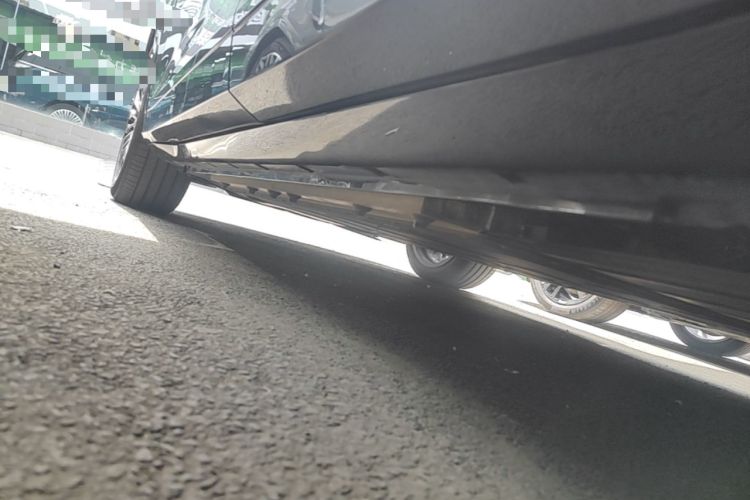 Used VOYAH FREE 2025 Model FREE+ Four-Wheel-Drive Qiankun Edition Left Side Sill