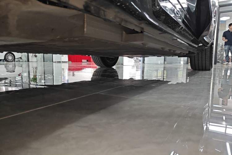 Used VOYAH FREE 2025 Model FREE+ Rear-Drive Qiankun Edition Left Side Sill