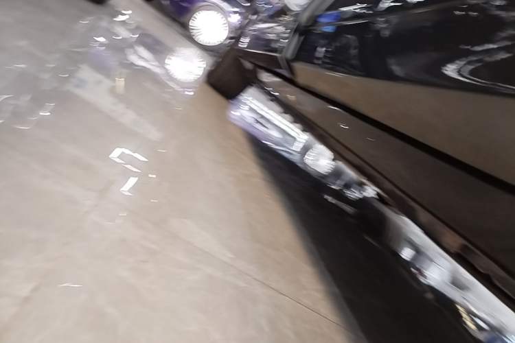 Used VOYAH FREE 2025 Model FREE+ Rear-Drive Qiankun Edition Left Side Sill