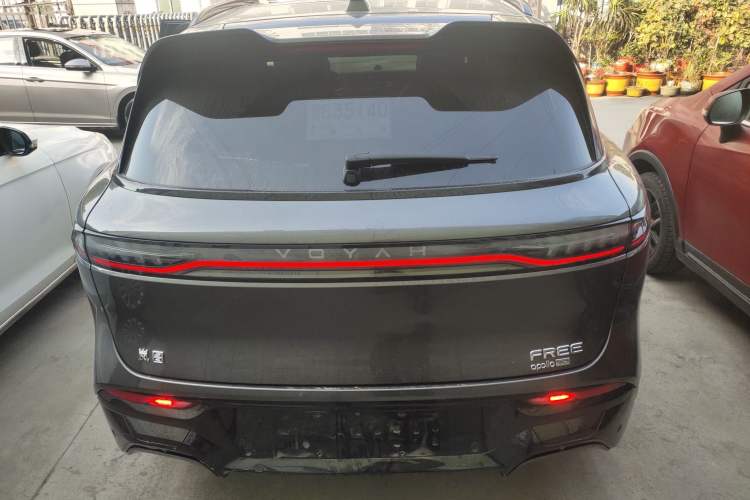 Used VOYAH FREE 2025 318 259 km All-Wheel-Drive Exploration Edition Rear