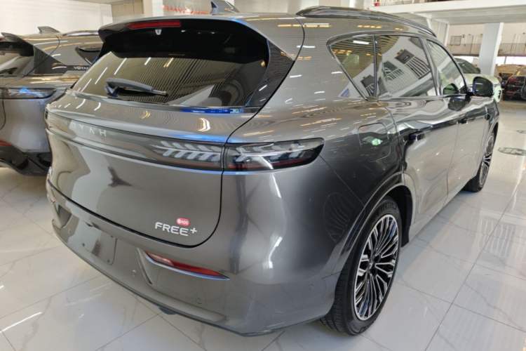 Used VOYAH FREE 2025 Model FREE+ Four-Wheel-Drive Qiankun Edition Rear Right 45 Deg