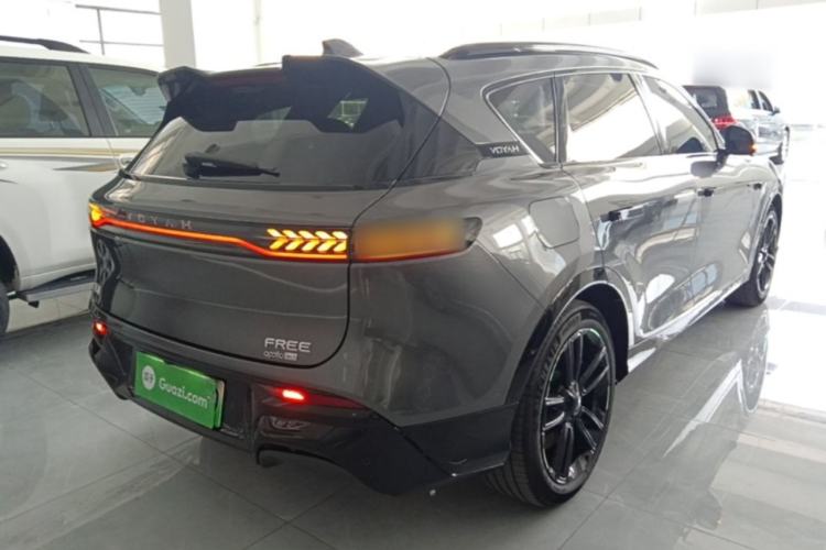 Used VOYAH FREE 2025 318 259 km All-Wheel-Drive Exploration Edition Rear Right 45 Deg