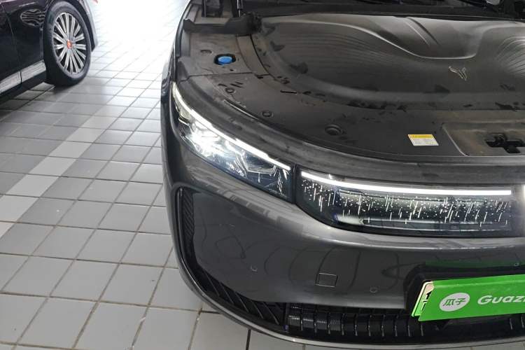 Used VOYAH FREE 2025 Model FREE+ Four-Wheel-Drive Qiankun Edition Right Front Headlight