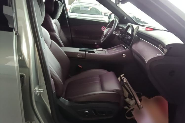 Used VOYAH FREE 2025 Model FREE+ Rear-Drive Qiankun Edition Right Front Seat