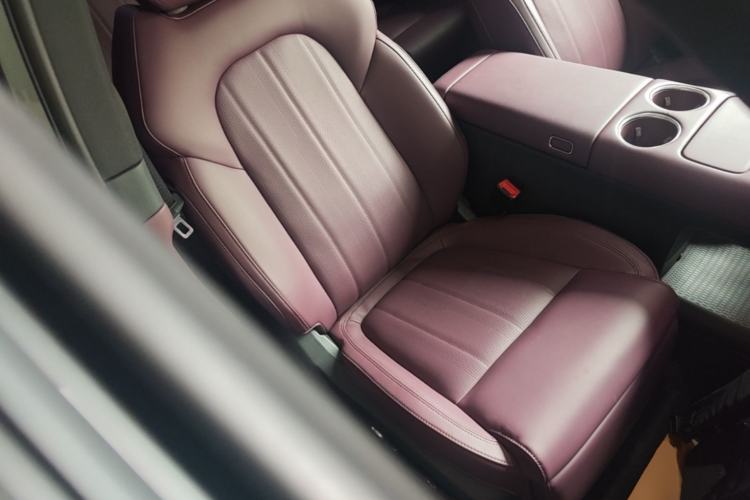 Used VOYAH FREE 2025 Model FREE+ Rear-Drive Qiankun Edition Right Front Seat