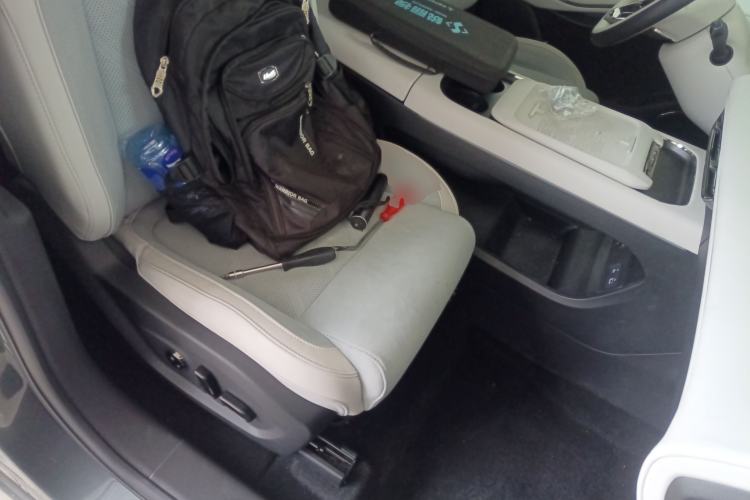 Used VOYAH FREE 2025 318 318 km Rear-Drive Touring Edition Right Front Seat