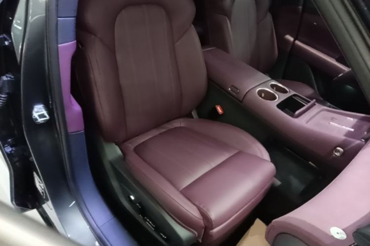 Used VOYAH FREE 2025 Model FREE+ Four-Wheel-Drive Qiankun Edition Right Front Seat