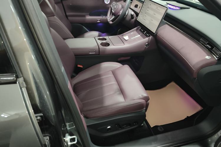 Used VOYAH FREE 2025 Model FREE+ Four-Wheel-Drive Qiankun Edition Right Front Seat