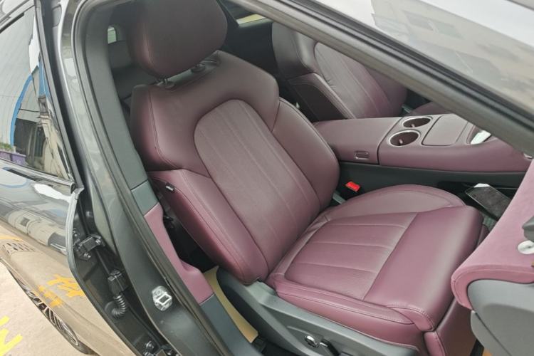 Used VOYAH FREE 2025 Model FREE+ Four-Wheel-Drive Qiankun Edition Right Front Seat