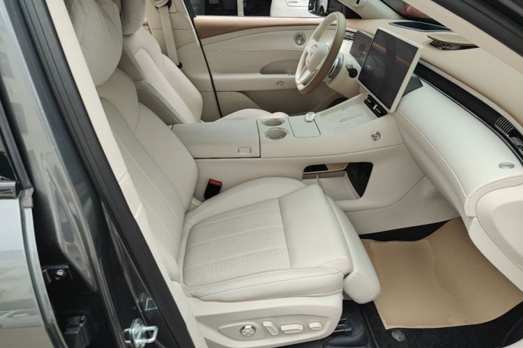Used VOYAH FREE 2025 Model FREE+ Four-Wheel-Drive Qiankun Edition Right Front Seat