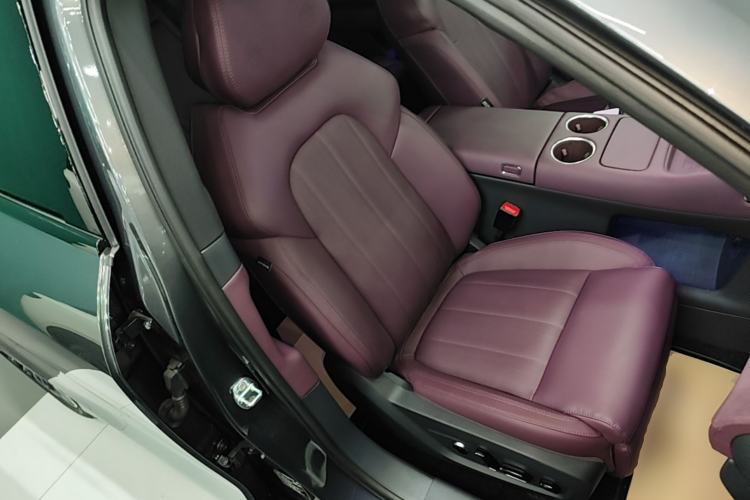 Used VOYAH FREE 2025 Model FREE+ Four-Wheel-Drive Qiankun Edition Right Front Seat