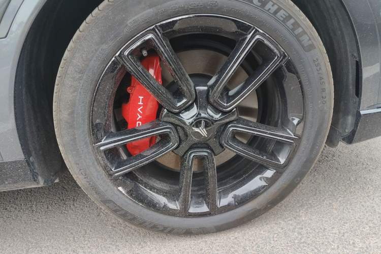 Used VOYAH FREE 2025 318 259 km All-Wheel-Drive Exploration Edition Right Front Wheel Hub