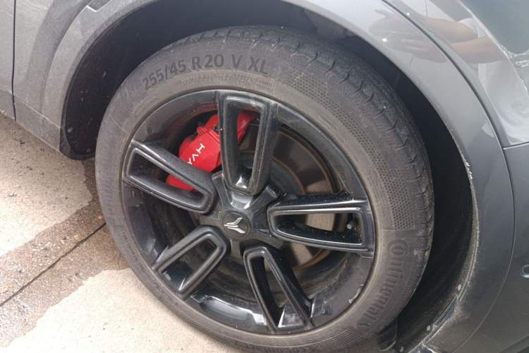 Used VOYAH FREE 2025 318 318 km Rear-Drive Touring Edition Right Front Wheel Hub