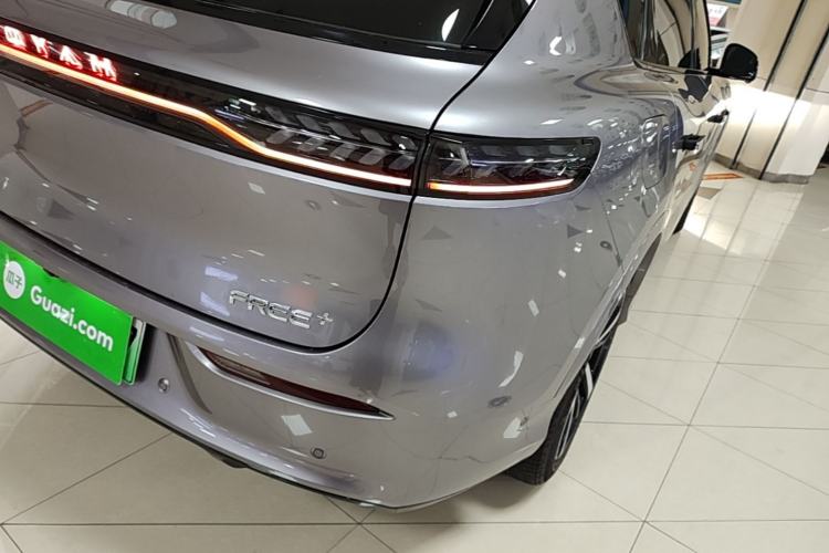 Used VOYAH FREE 2025 Model FREE+ Rear-Drive Qiankun Edition Right Rear Taillight