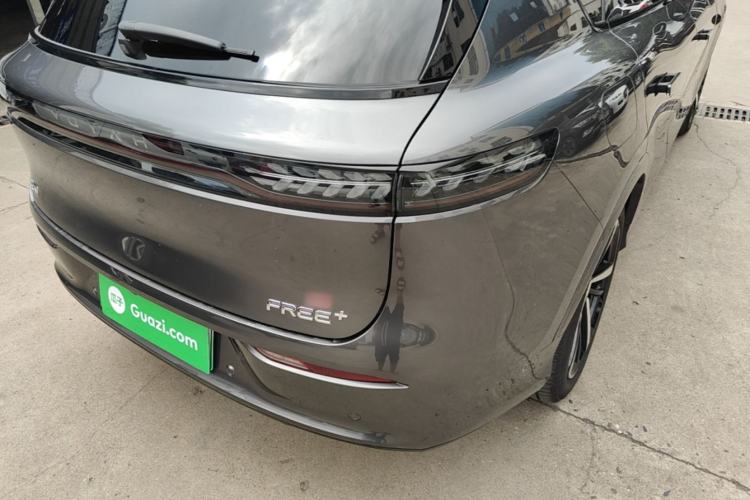 Used VOYAH FREE 2025 Model FREE+ Four-Wheel-Drive Qiankun Edition Right Rear Taillight