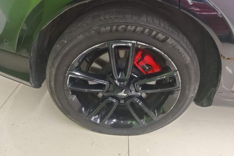 Used VOYAH FREE 2025 318 259 km All-Wheel-Drive Exploration Edition Right Rear Wheel Hub