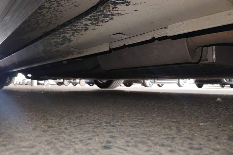 Used VOYAH FREE 2025 Model FREE+ Four-Wheel-Drive Qiankun Edition Right Side Sill