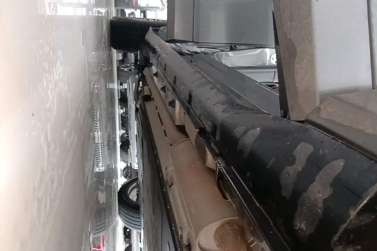 Used VOYAH FREE 2025 Model FREE+ Rear-Drive Qiankun Edition Right Side Sill