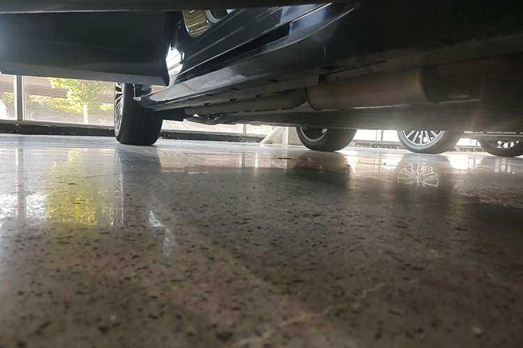 Used VOYAH FREE 2025 Model FREE+ Rear-Drive Qiankun Edition Right Side Sill