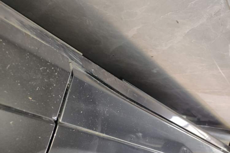 Used VOYAH FREE 2025 Model FREE+ Four-Wheel-Drive Qiankun Edition Right Side Sill