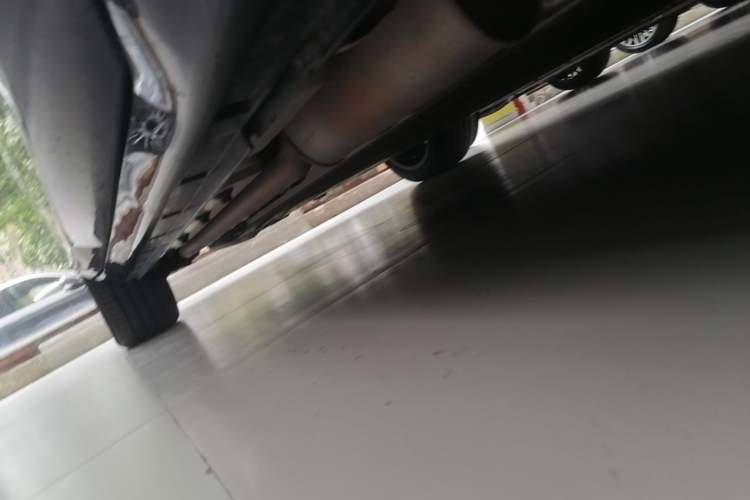 Used VOYAH FREE 2025 Model FREE+ Four-Wheel-Drive Qiankun Edition Right Side Sill