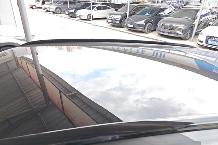 Used VOYAH FREE 2025 Model FREE+ Four-Wheel-Drive Qiankun Edition Roof