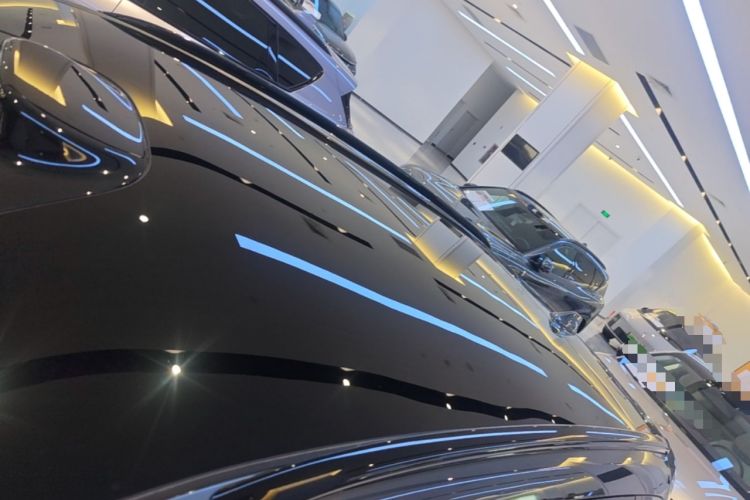 Used VOYAH FREE 2025 Model FREE+ Four-Wheel-Drive Qiankun Edition Roof