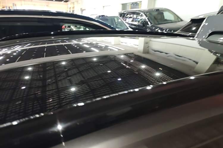 Used VOYAH FREE 2025 Model FREE+ Four-Wheel-Drive Qiankun Edition Roof