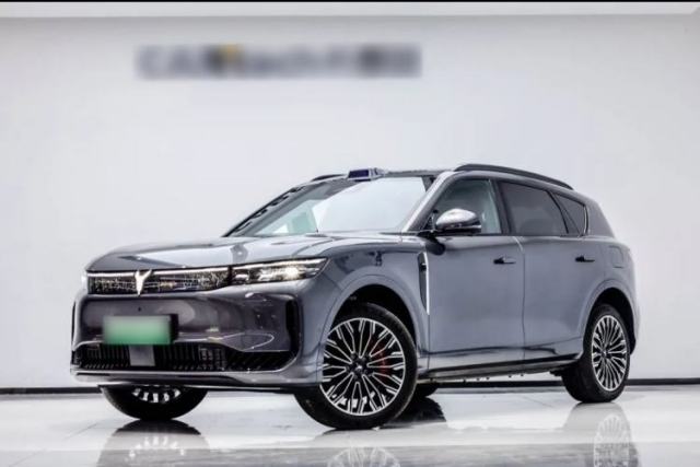 Used VOYAH FREE 2025 Model FREE+ Four-Wheel-Drive Qiankun Edition