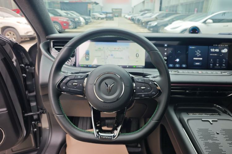 Used VOYAH FREE 2025 318 259 km All-Wheel-Drive Exploration Edition Steering Wheel