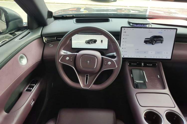 Used VOYAH FREE 2025 Model FREE+ Rear-Drive Qiankun Edition Steering Wheel