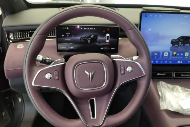 Used VOYAH FREE 2025 Model FREE+ Four-Wheel-Drive Qiankun Edition Steering Wheel