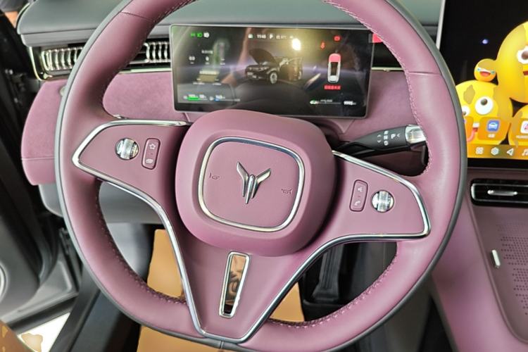 Used VOYAH FREE 2025 Model FREE+ Rear-Drive Qiankun Edition Steering Wheel