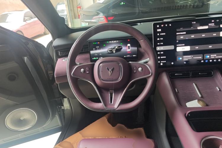 Used VOYAH FREE 2025 Model FREE+ Rear-Drive Qiankun Edition Steering Wheel