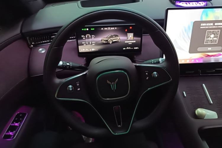 Used VOYAH FREE 2025 Model FREE+ Rear-Drive Qiankun Edition Steering Wheel