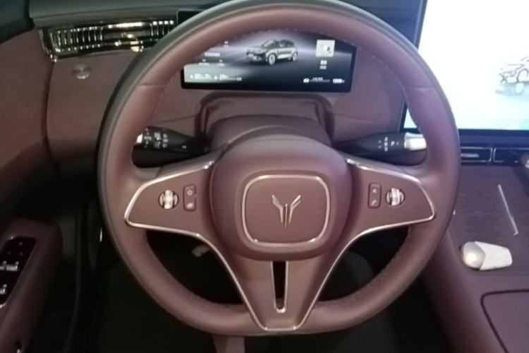 Used VOYAH FREE 2025 Model FREE+ Rear-Drive Qiankun Edition Steering Wheel