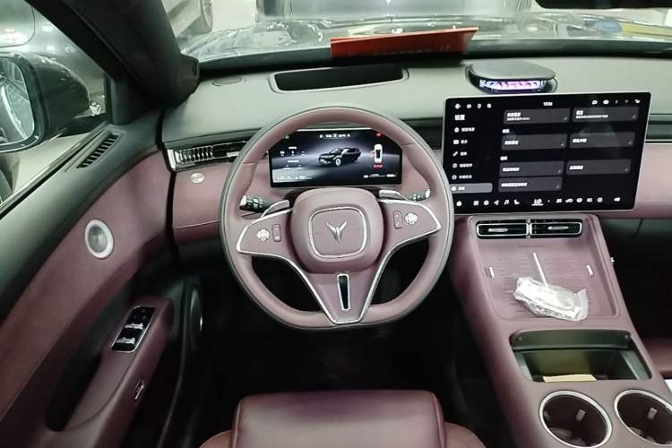 Used VOYAH FREE 2025 Model FREE+ Four-Wheel-Drive Qiankun Edition Steering Wheel