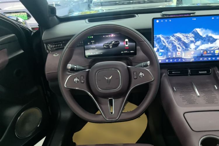 Used VOYAH FREE 2025 Model FREE+ Rear-Drive Qiankun Edition Steering Wheel