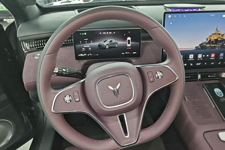 Used VOYAH FREE 2025 Model FREE+ Rear-Drive Qiankun Edition Steering Wheel