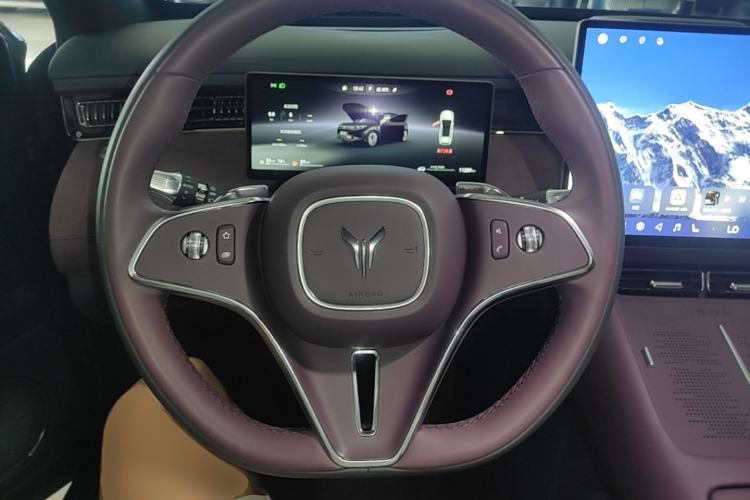 Used VOYAH FREE 2025 Model FREE+ Four-Wheel-Drive Qiankun Edition Steering Wheel