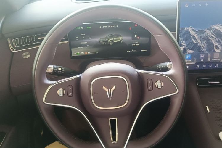 Used VOYAH FREE 2025 Model FREE+ Rear-Drive Qiankun Edition Steering Wheel