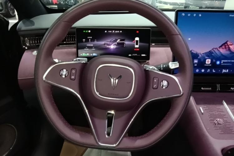 Used VOYAH FREE 2025 Model FREE+ Four-Wheel-Drive Qiankun Edition Steering Wheel