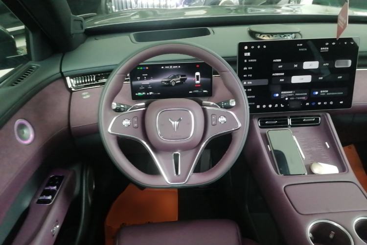 Used VOYAH FREE 2025 Model FREE+ Four-Wheel-Drive Qiankun Edition Steering Wheel