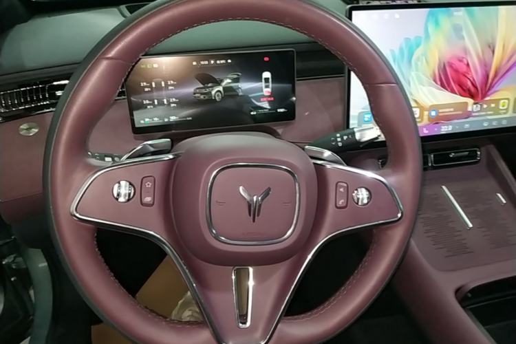 Used VOYAH FREE 2025 Model FREE+ Four-Wheel-Drive Qiankun Edition Steering Wheel