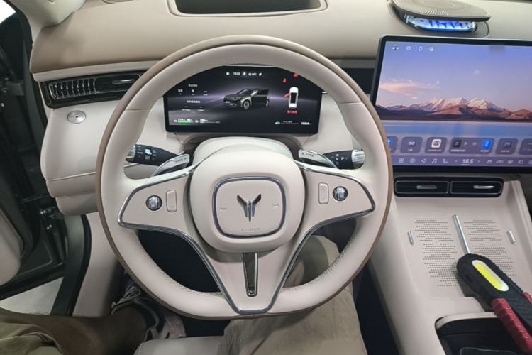 Used VOYAH FREE 2025 Model FREE+ Four-Wheel-Drive Qiankun Edition Steering Wheel